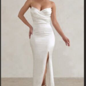 Club L London Coraline | White Strapless Maxi Dress With Split